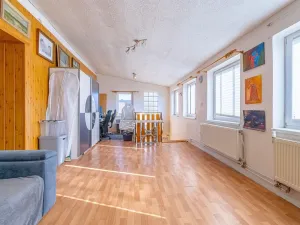 Prodej rodinného domu, Luběnice, 180 m2