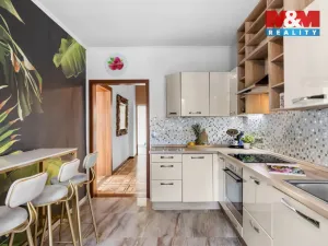 Prodej rodinného domu, Klobuky, Učitelská, 180 m2