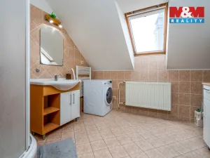 Prodej rodinného domu, Pečky, Tř. 5. května, 170 m2