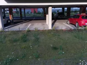 Pronájem garážového stání, Praha - Letňany, Pavla Beneše, 13 m2