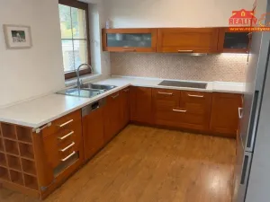 Prodej rodinného domu, Praha, Na Rybníčku, 177 m2