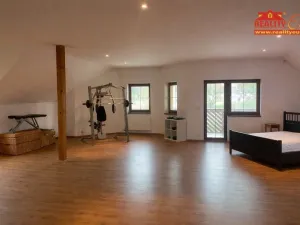 Prodej rodinného domu, Praha, Na Rybníčku, 177 m2