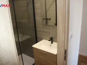 Pronájem bytu 2+kk, Písek, Vinařického, 43 m2