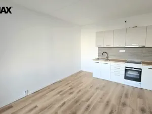 Pronájem bytu 2+kk, Písek, Vinařického, 43 m2
