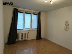 Pronájem bytu 2+1, Sokolov, Jelínkova, 52 m2