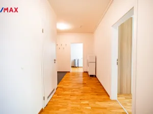 Pronájem bytu 3+kk, Praha - Vysočany, Pechmanových, 86 m2