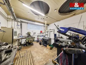 Prodej skladu, Trutnov - Horní Staré Město, 1667 m2