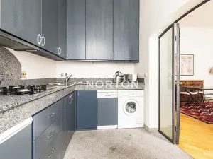 Pronájem bytu 2+1, Praha - Malá Strana, Vlašská, 73 m2