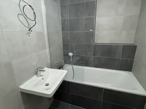 Pronájem bytu 2+kk, Praha - Břevnov, Bělohorská, 51 m2