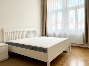 Pronájem bytu 2+1, Praha - Vinohrady, Římská, 85 m2