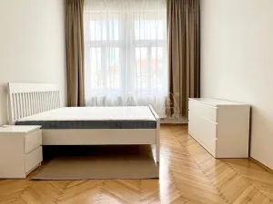 Pronájem bytu 2+1, Praha - Vinohrady, Římská, 85 m2