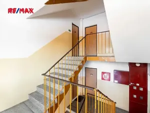 Prodej bytu 2+1, Hostomice, Školní náměstí, 55 m2