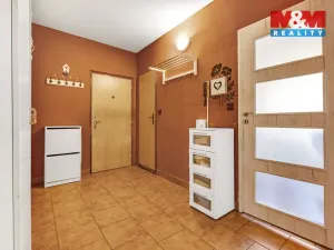 Prodej bytu 2+1, Holoubkov, 61 m2