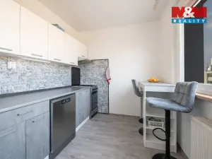 Prodej bytu 3+1, Cvikov - Cvikov II, Sídliště, 76 m2