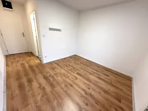 Pronájem kanceláře, Brno, Hády, 15 m2