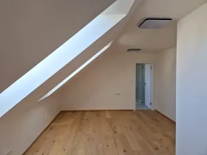 Pronájem rodinného domu, Mikulov, Jüttnerova, 128 m2