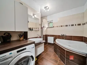 Prodej rodinného domu, Trutnov - Starý Rokytník, 216 m2