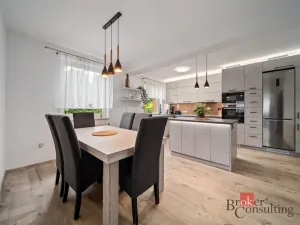 Prodej rodinného domu, Trutnov - Starý Rokytník, 216 m2