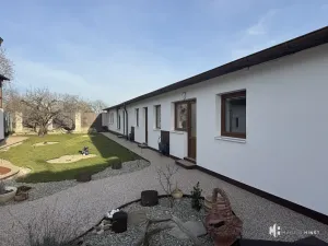Pronájem bytu 1+1, Praha - Dolní Měcholupy, Kutnohorská, 25 m2