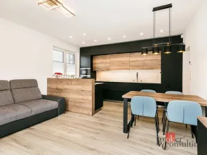 Prodej bytu 3+kk, Hronov, Husova, 70 m2