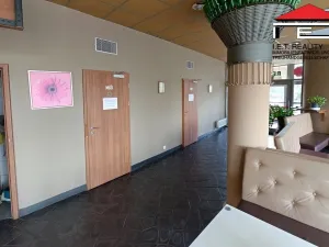 Pronájem obchodního prostoru, Praha - Kobylisy, Klapkova, 467 m2