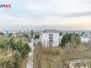 Pronájem bytu 2+kk, Praha - Petrovice, Lessnerova, 43 m2
