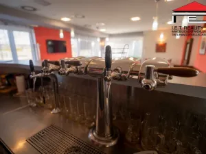 Prodej restaurace, Frýdek-Místek, Olbrachtova, 1004 m2