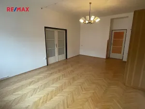 Pronájem bytu 2+1, Praha - Libeň, Vacínova, 96 m2