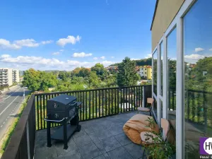 Prodej bytu 2+kk, Praha, Novovysočanská, 78 m2