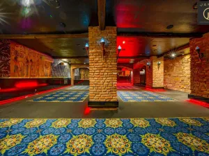 Pronájem obchodního prostoru, Petrovice, 450 m2