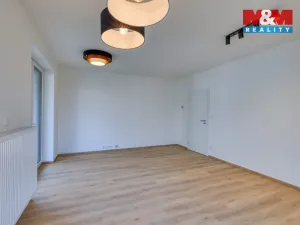 Pronájem bytu 2+kk, Dobřany, Hornická, 51 m2