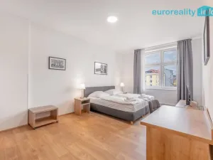 Pronájem bytu 2+1, Mladá Boleslav, náměstí Míru, 73 m2