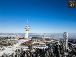 Prodej bytu 2+kk, Jáchymov, náměstí Republiky, 34 m2