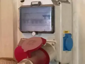 Pronájem skladu, Tachlovice, 1050 m2