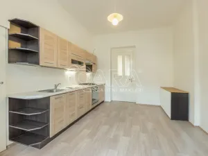 Pronájem bytu 3+1, Praha - Vinohrady, Lužická, 93 m2