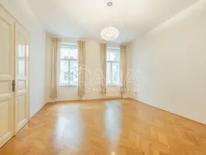 Pronájem bytu 3+1, Praha - Vinohrady, Lužická, 93 m2