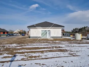 Pronájem rodinného domu, Krakovany, 145 m2