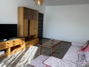 Prodej bytu 2+1, Hrádek, 58 m2