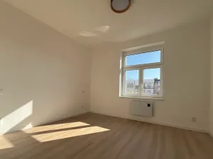 Pronájem bytu 2+kk, Hradec Králové, Střelecká, 59 m2