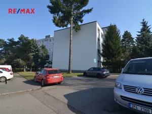 Pronájem bytu 1+kk, Praha - Zbraslav, Tunelářů, 37 m2