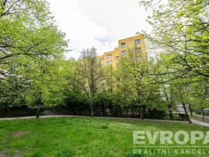 Prodej bytu 3+1, Praha - Hlubočepy, Voskovcova, 77 m2