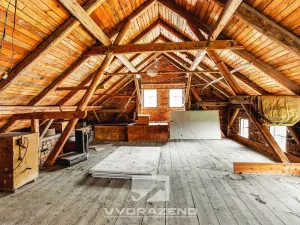 Prodej rodinného domu, Černov, 242 m2