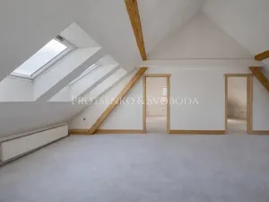 Prodej kanceláře, Mělník, Českolipská, 418 m2