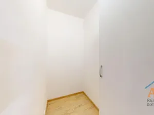 Prodej bytu 3+1, Chomutov, Tomáše ze Štítného, 68 m2