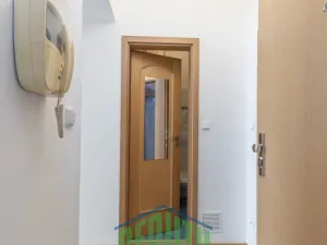 Prodej bytu 2+kk, Praha - Vokovice, Na krutci, 32 m2