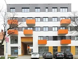 Pronájem garážového stání, Brno, Mojmírovo náměstí, 13 m2