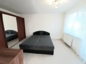 Pronájem bytu 1+1, Velešín, Sídliště, 36 m2