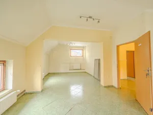 Prodej skladu, Bílovec, 650 m2