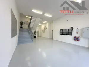 Pronájem kanceláře, Jaroměř, Jezbinská, 80 m2