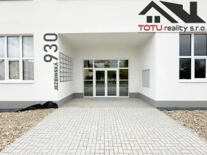 Pronájem kanceláře, Jaroměř, Jezbinská, 49 m2